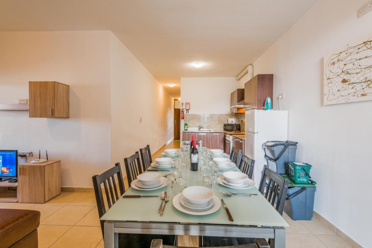 Seashells 2 Bedroom Apartments With Terrace, Just Off The Bugibba Promenade - By Getwaysmalta St. Paul's Bay Luaran gambar