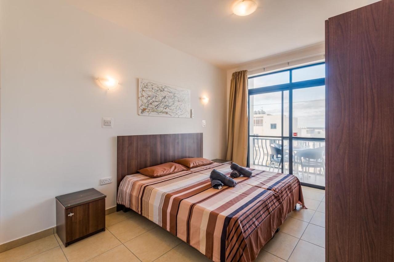 Seashells 2 Bedroom Apartments With Terrace, Just Off The Bugibba Promenade - By Getwaysmalta St. Paul's Bay Luaran gambar